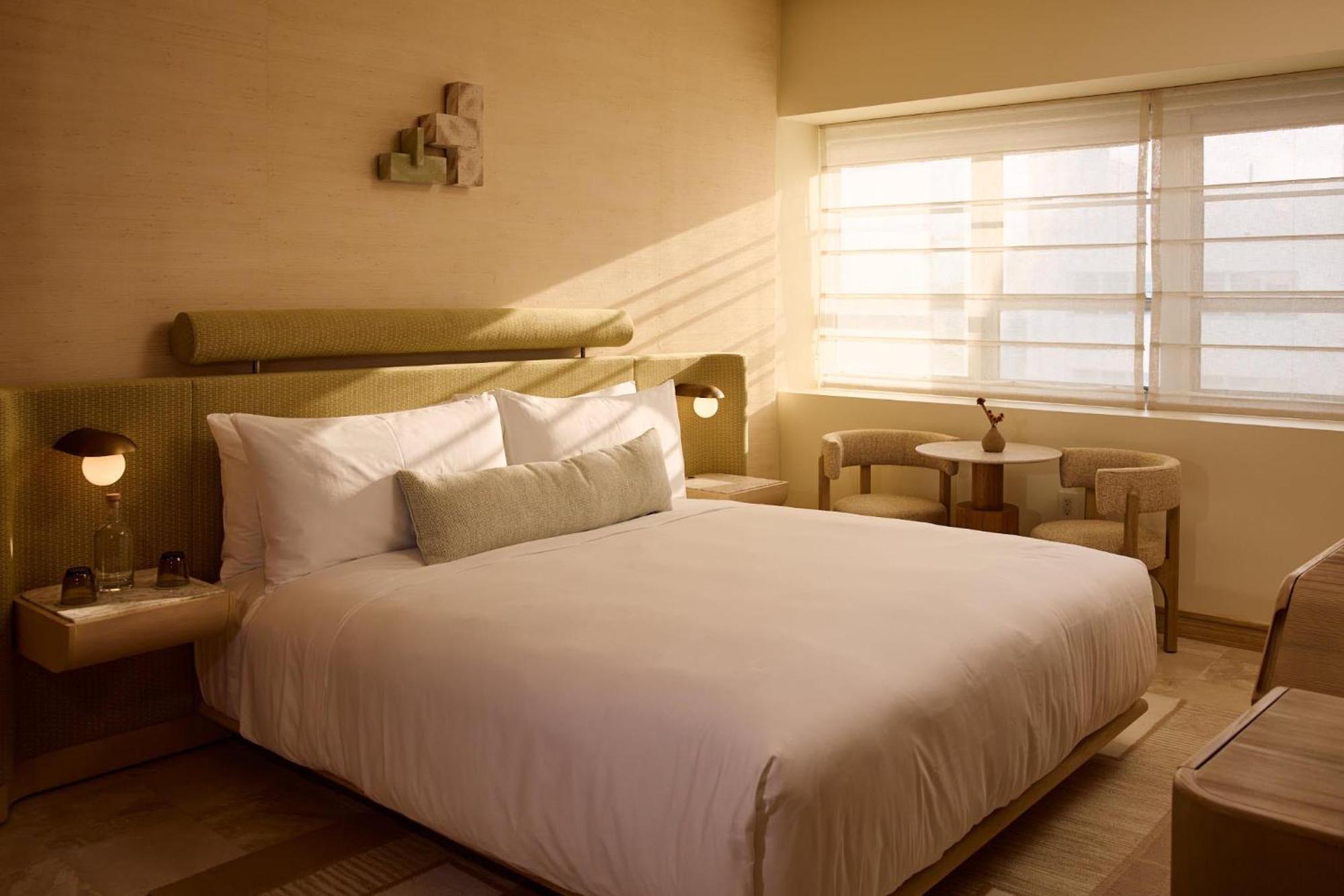 The Shelborne By Proper Resort 4*